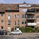 Arena In Der Naehe - Tiefgarage - Balkon - Kueche - Smart Tv